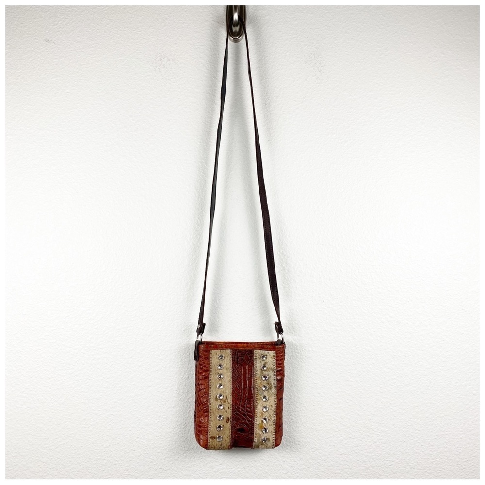Raviani Leather Croc Embossed Crossbody